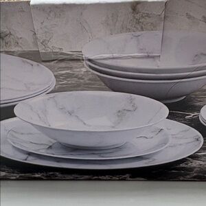 Master Chef 12 piece Melamine Dinnerware Set sealed in box never opened